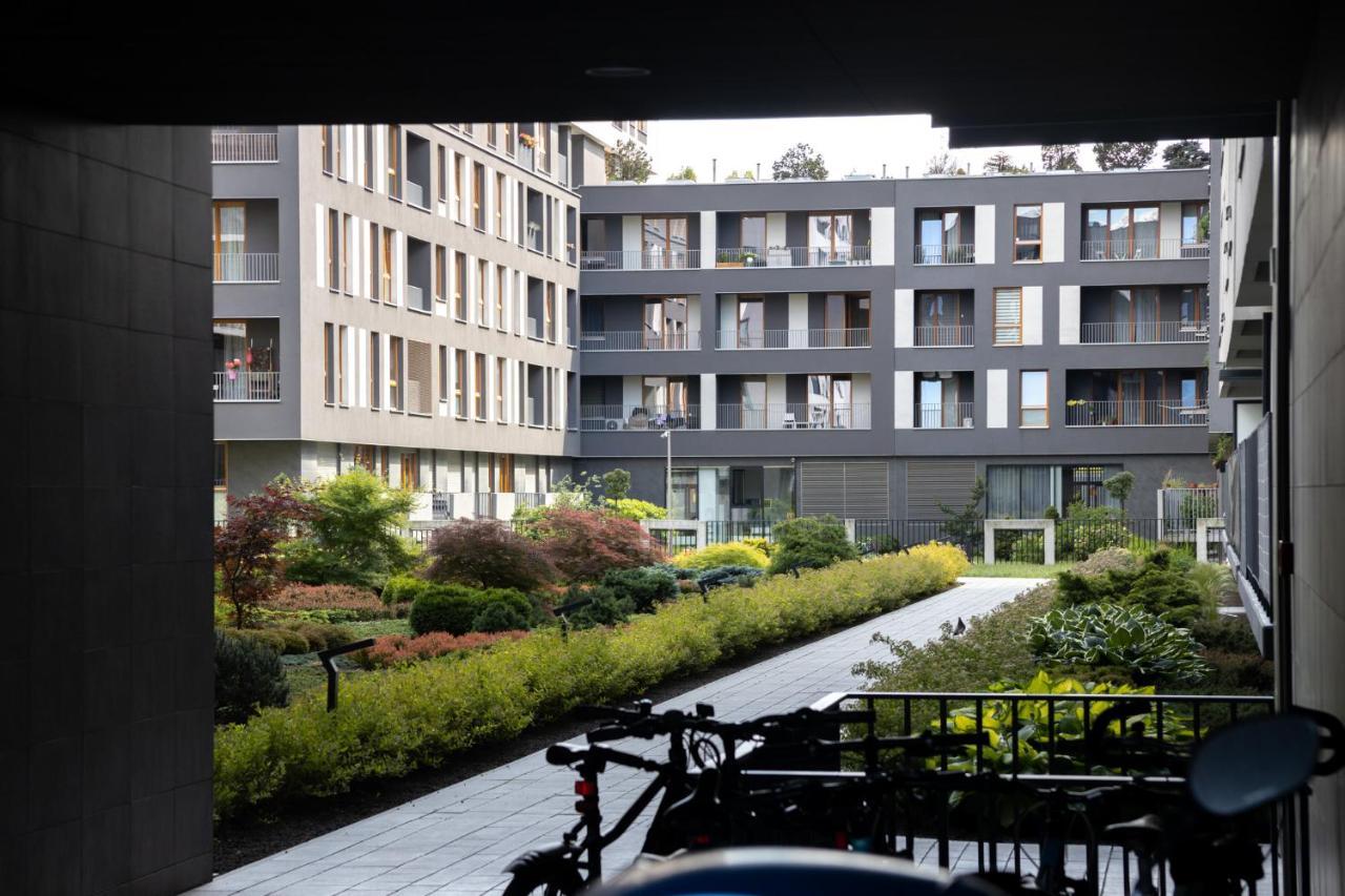 Unique Apt Eve - Free Garage Krasków Exterior foto